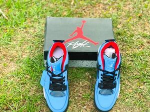 Jordan 4 Retro Travis Scott Cactus Jack